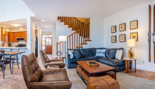 Townhome, 4 Bedrooms