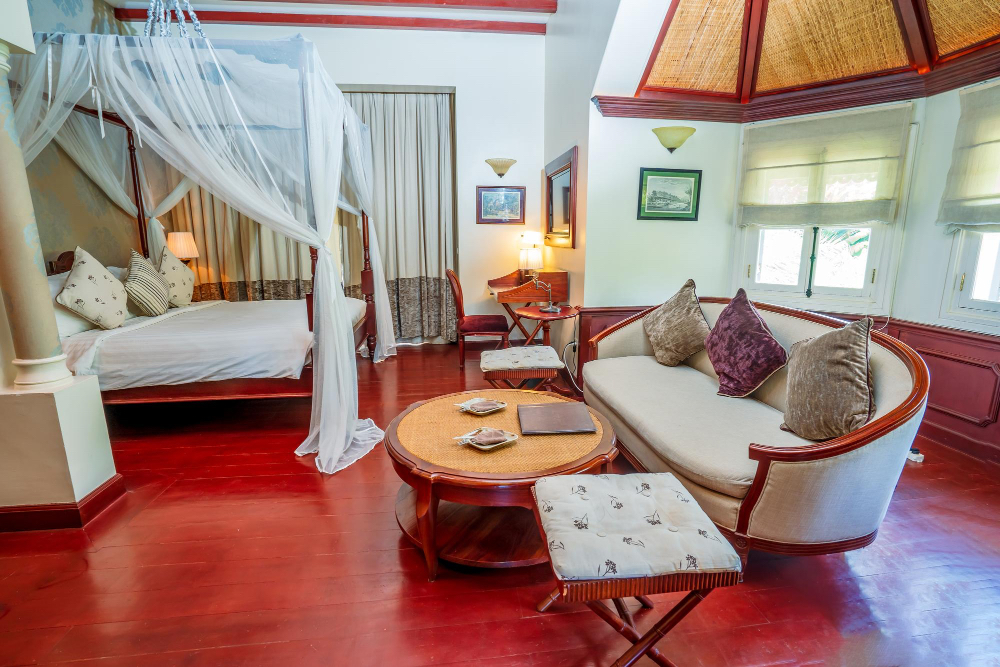 Suite, 1 King Bed, Non Smoking, Hot Tub