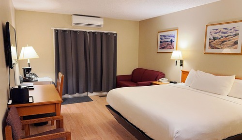 Standard Room, 1 King Bed