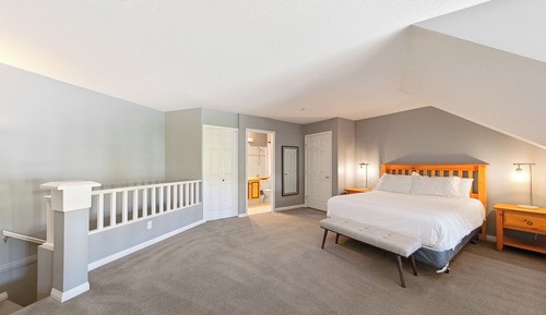 Grand Loft, 1 Queen Bed with Sofa bed, Kitchen, Courtyard View