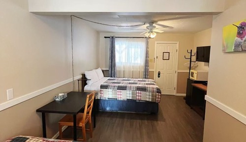 Economy Quadruple Room