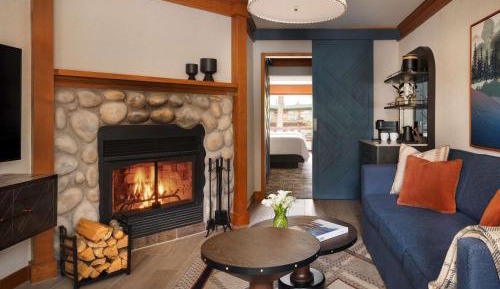 Bayview Junior Suite Fireplace Two Queen