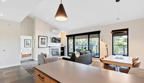 One Bedroom Lodge Rainforest Suite