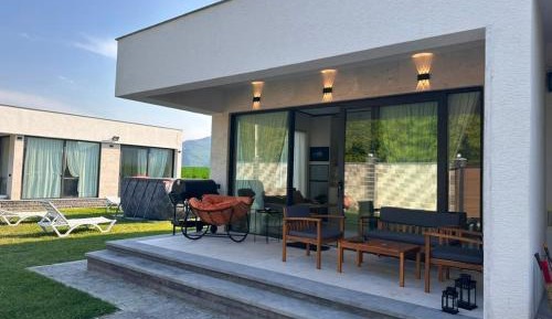 One-Bedroom Villa