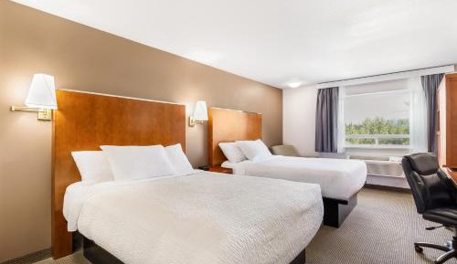 Queen Room with Two Queen Beds - Non-Smoking