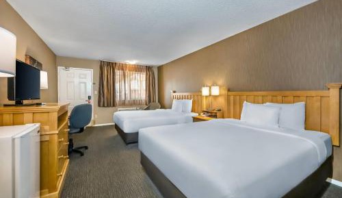 Queen Room with Two Queen Beds