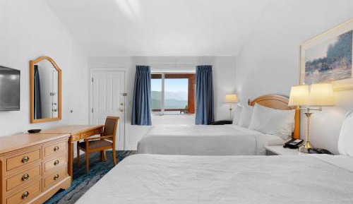 Queen Room with Two Queen Beds
