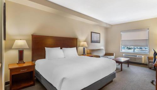 King Room with Sofa Bed - Non-Smoking