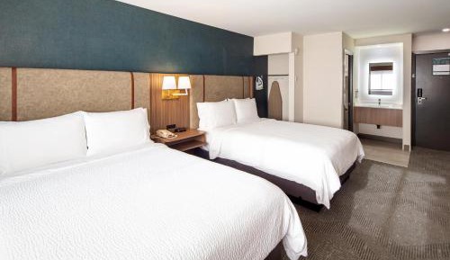 Standard Room with Two Queen Beds
