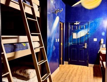 Queen Suite with Three Bunk Beds