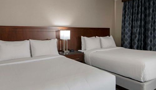 Queen Room with Two Queen Beds - Non-Smoking
