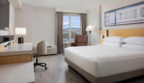 King Room with Lake View