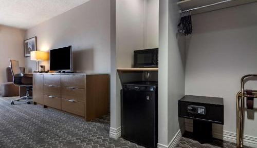 Deluxe Two Double Beds Room