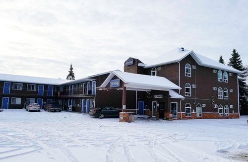 Leduc Hotel | Travelodge by Wyndham Edmonton Airport
