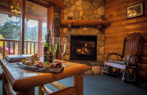 Lake Louise Hotel | Baker Creek By Basecamp