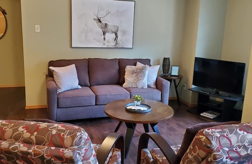 Revelstoke Condo | Give Something Back Retreat by Revelstoke Vacations