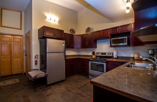 Revelstoke Condo | Give Something Back Retreat by Revelstoke Vacations