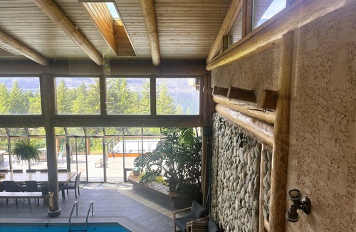 New Denver Cabin | New Denver Lodge