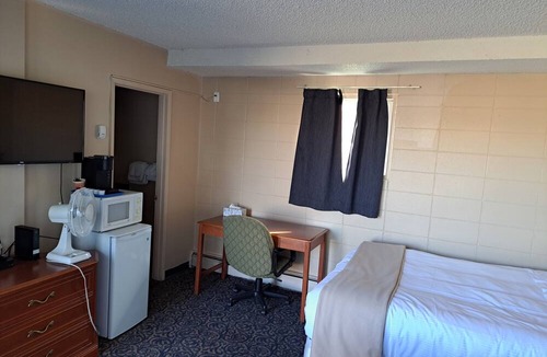 Drayton Valley Hotel | Matador Motel