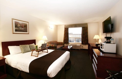 Drayton Valley Hotel | Foxwood Inn & Suites