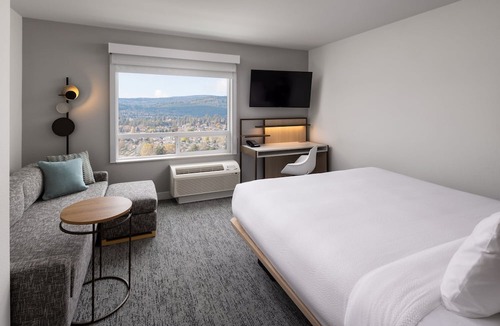 Westbank Hotel | TownePlace Suites by Marriott West Kelowna