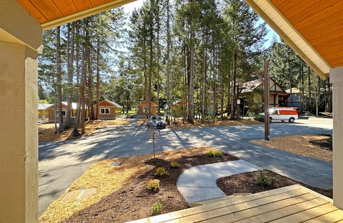 Courtenay Hotel | Crown Isle Resort and Golf Community