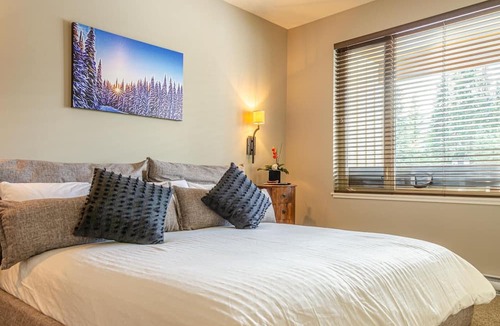 Sun Peaks Condo | Echo Landing #05 by Bear Country
