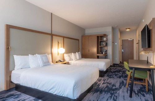 Revelstoke Hotel | Fairfield Inn & Suites by Marriott Revelstoke