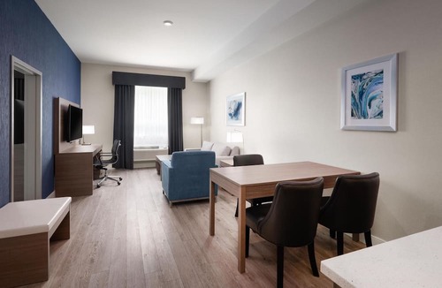 Clearwater Hotel | Best Western Plus Gateway to the Falls
