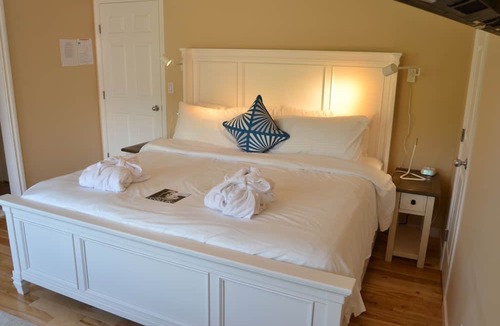 Central Okanagan Bed & Breakfast | Salish Bed & Breakfast and Spa