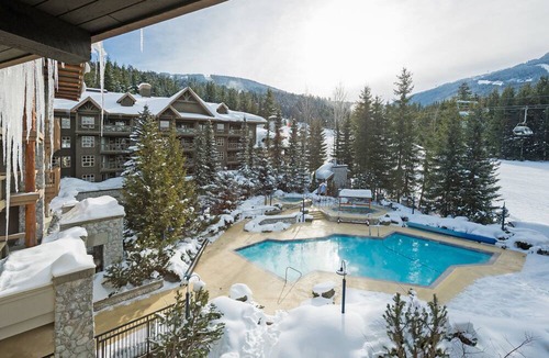 Upper Village Hotel | Blackcomb Springs Suites by CLIQUE