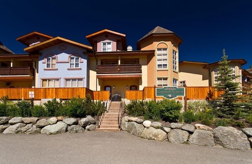 Sun Peaks House | Crystal Forest #04