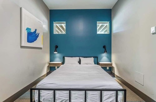 Rossland Hostel | Nowhere Special Hostel