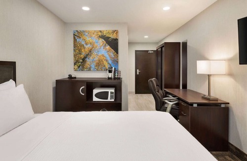 Wainwright Hotel | Days Inn by Wyndham Wainwright