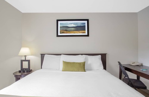 Barriere Hotel | Barriere Motor Inn