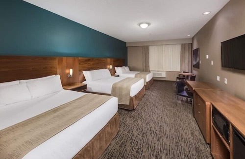 Pincher Creek Hotel | Heritage Inn Hotel & Convention Centre Pincher Creek