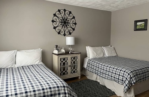 Chase Bed & Breakfast | Sunny Shuswap B&B
