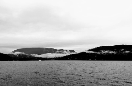 Bowen Island Apartment | Waterfront~Beach~Panoramic Southerly Views~Sunny Seaside Decks~Peaceful Studio
