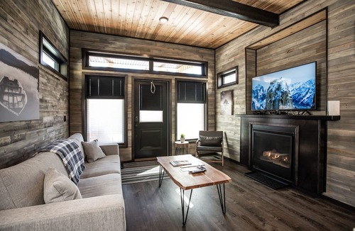 Revelstoke Hotel | Boulder Mountain Resort