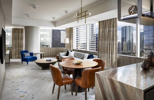Downtown Edmonton Hotel | JW Marriott Edmonton ICE District