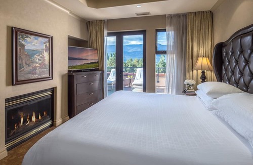 Kelowna Central Business District Hotel | The Royal Kelowna