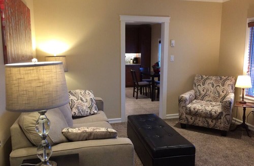 Prince George House | Luxury main floor suite, walk to Hospital, business and restaurant district
