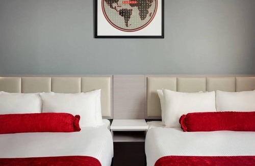 Jasper Place Hotel | Ramada by Wyndham West Edmonton Hotel & Suites