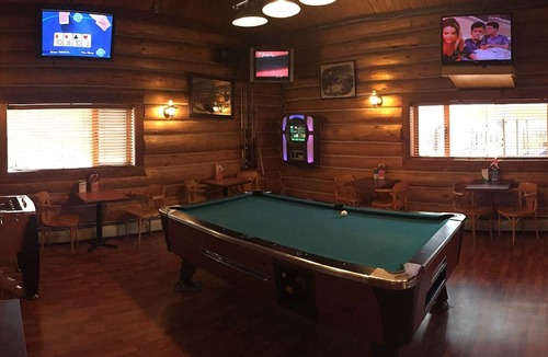 Clinton Hotel | Cariboo Lodge