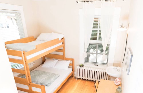 Nelson Hostel | Dancing Bear Inn Hostel