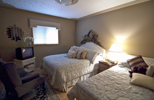 Drumheller Bed & Breakfast | McDougall Lane Bed & Breakfast