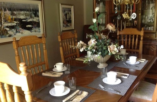 Drumheller Bed & Breakfast | McDougall Lane Bed & Breakfast
