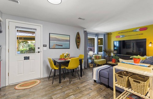 Kamloops Apartment | Rayleigh River Retreat - Garden Oasis