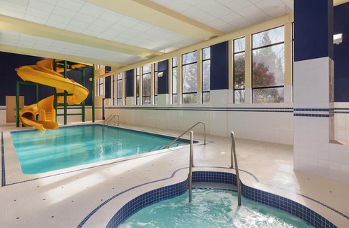 Surrey Hotel | Hampton Inn & Suites by Hilton Langley-Surrey