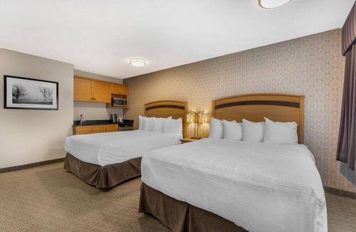 Aldergrove Hotel | Best Western Plus Country Meadows Inn